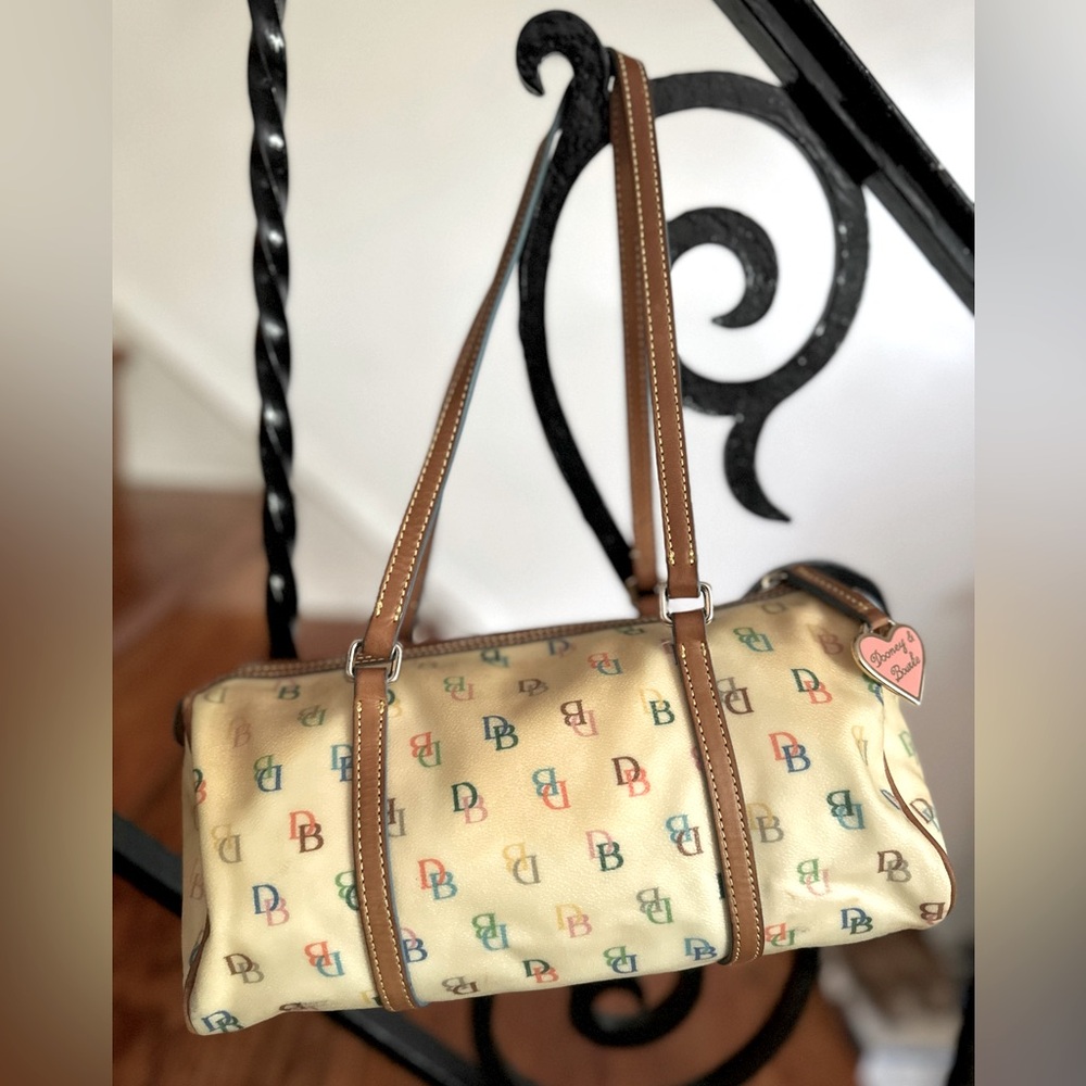 Dooney and Bourke vintage barrel Bag Multicolored